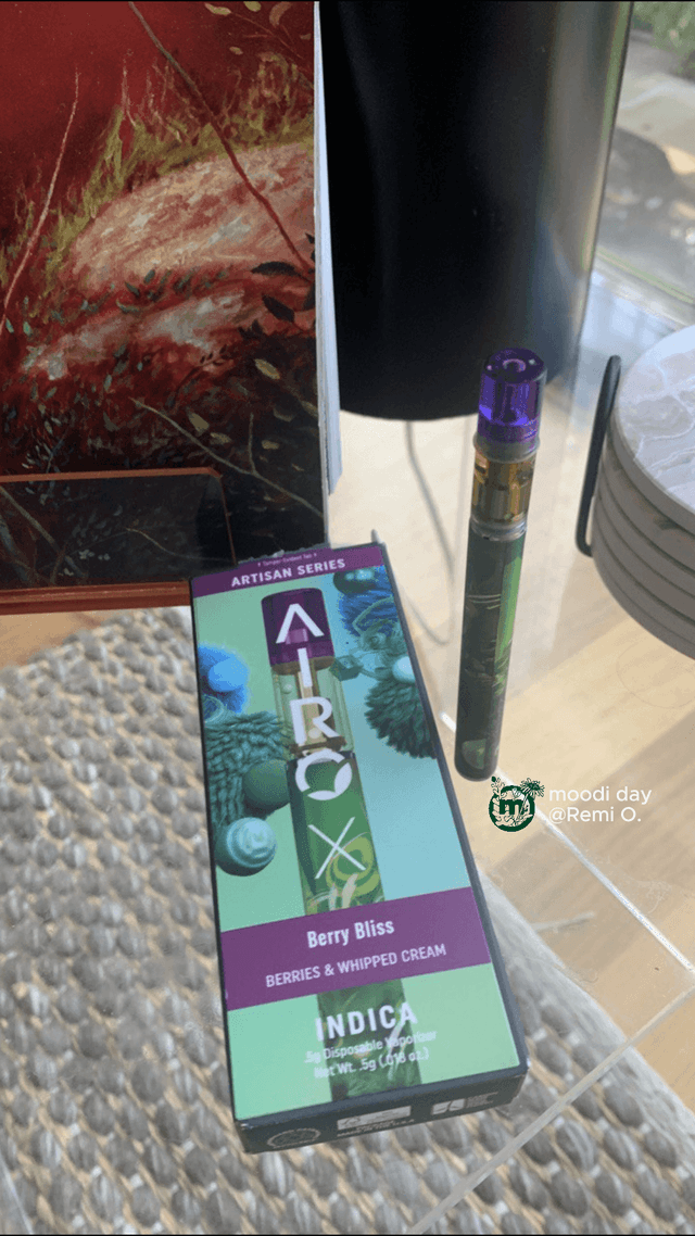 Airo Berry Bliss Artisan Series AiroX Disposable Pen Review by Remi O. |  Real Consumer Reviews of Products Near You | Moodi Day